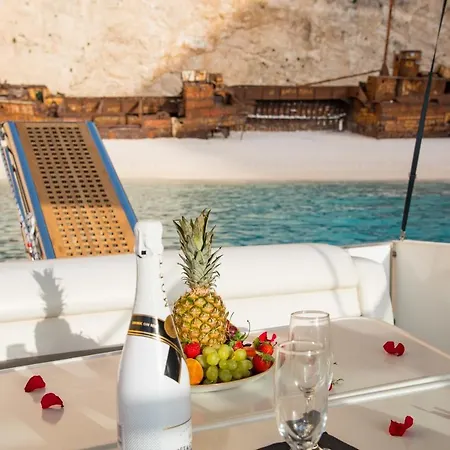 Unique Private Boat *