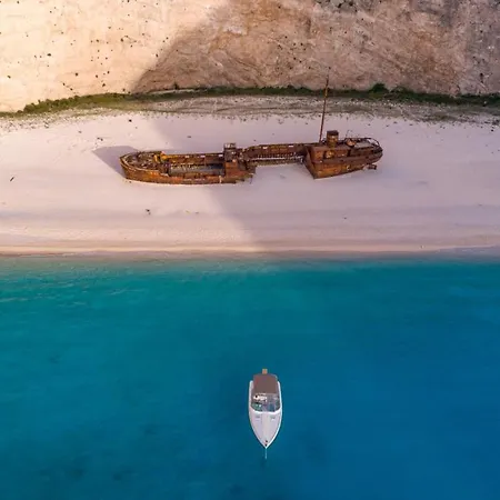 Unique Private Boat